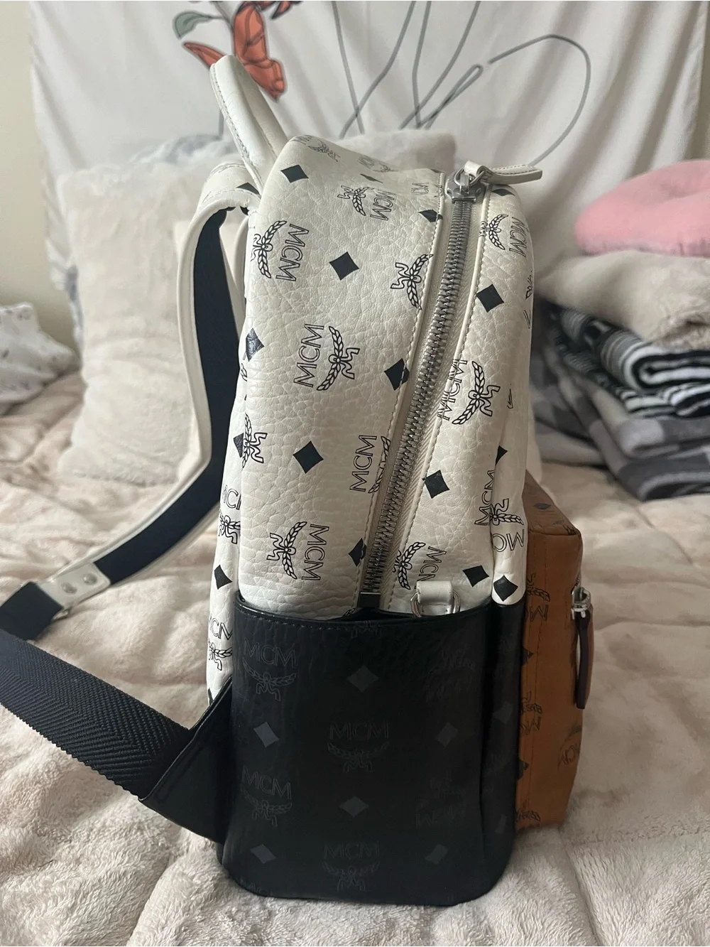 MCM, Stark Tricolor Visetos Canvas backpack small in white, cognac and black